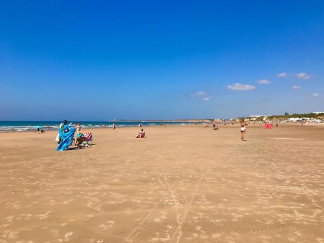 200m De La Playa Apartment